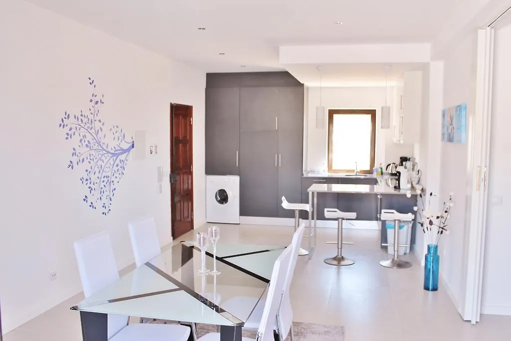 Saradel Albufeira Centre Apartment 0*,  Portugal